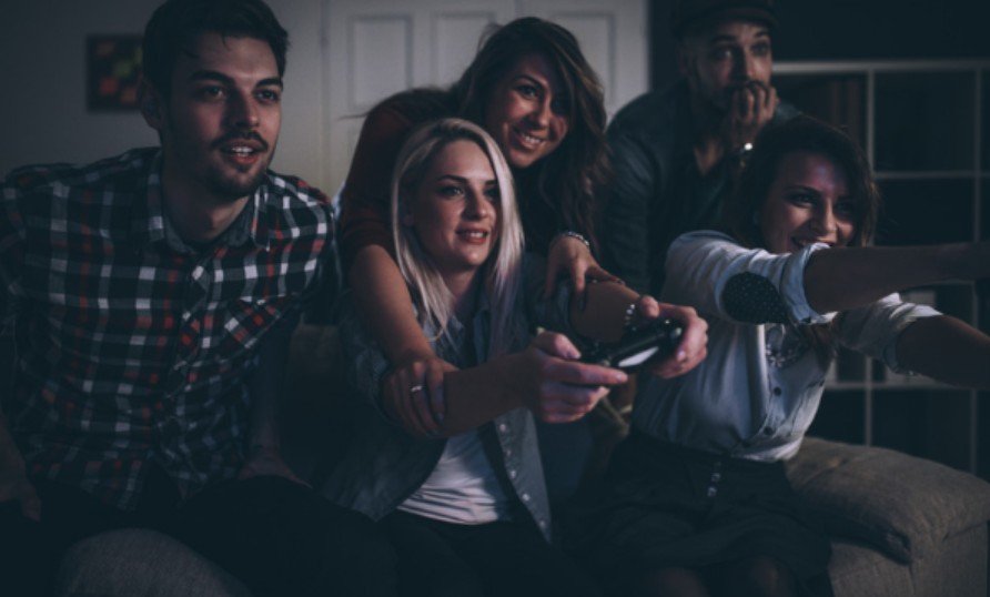 Why Does Watching Games Feel Social